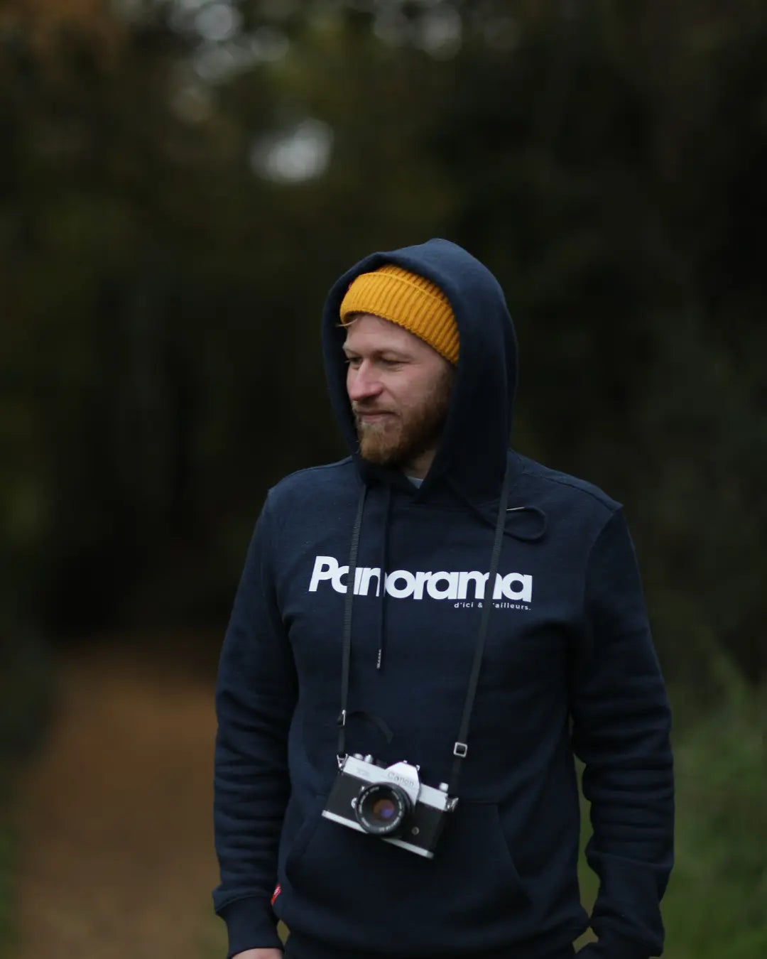 Sweat à capuche Panorama porté dans le Nord Flandres